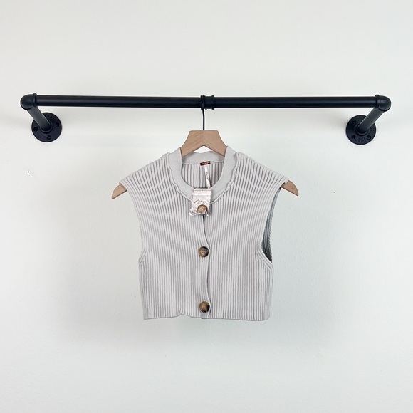 NWT Free People Naomi Ribbed Cropped Micro Vest in Grey - Picture 5 of 8